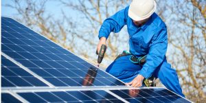 Installation Maintenance Panneaux Solaires Photovoltaïques à Lavours